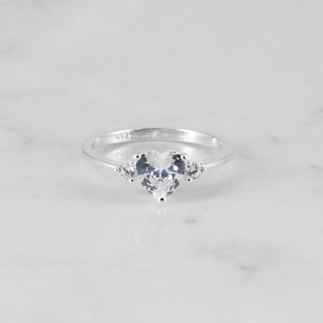 ANILLO CRISTALES CORAZON