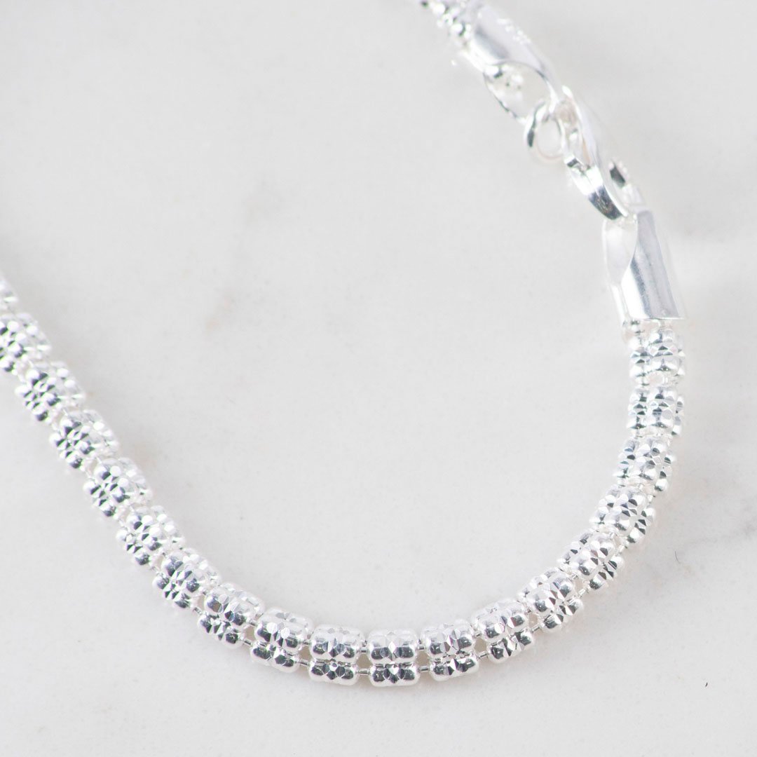 PULSERA TRIANGULAR BARRIL MARTILLADO 4MM-18CM